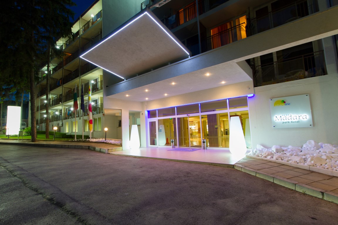 MADARA_HOTEL_NISIPURILE_DE_AUR_BULGARIA_AIR_TOUR_TRAVEL